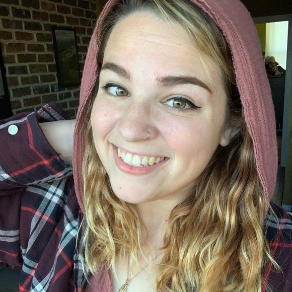 Meet your Posher, Kelsen - Picture 1 of 1